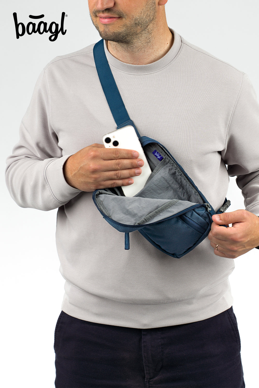 baagl-go-navy-sac-banane-2-l-imperm-able image 6