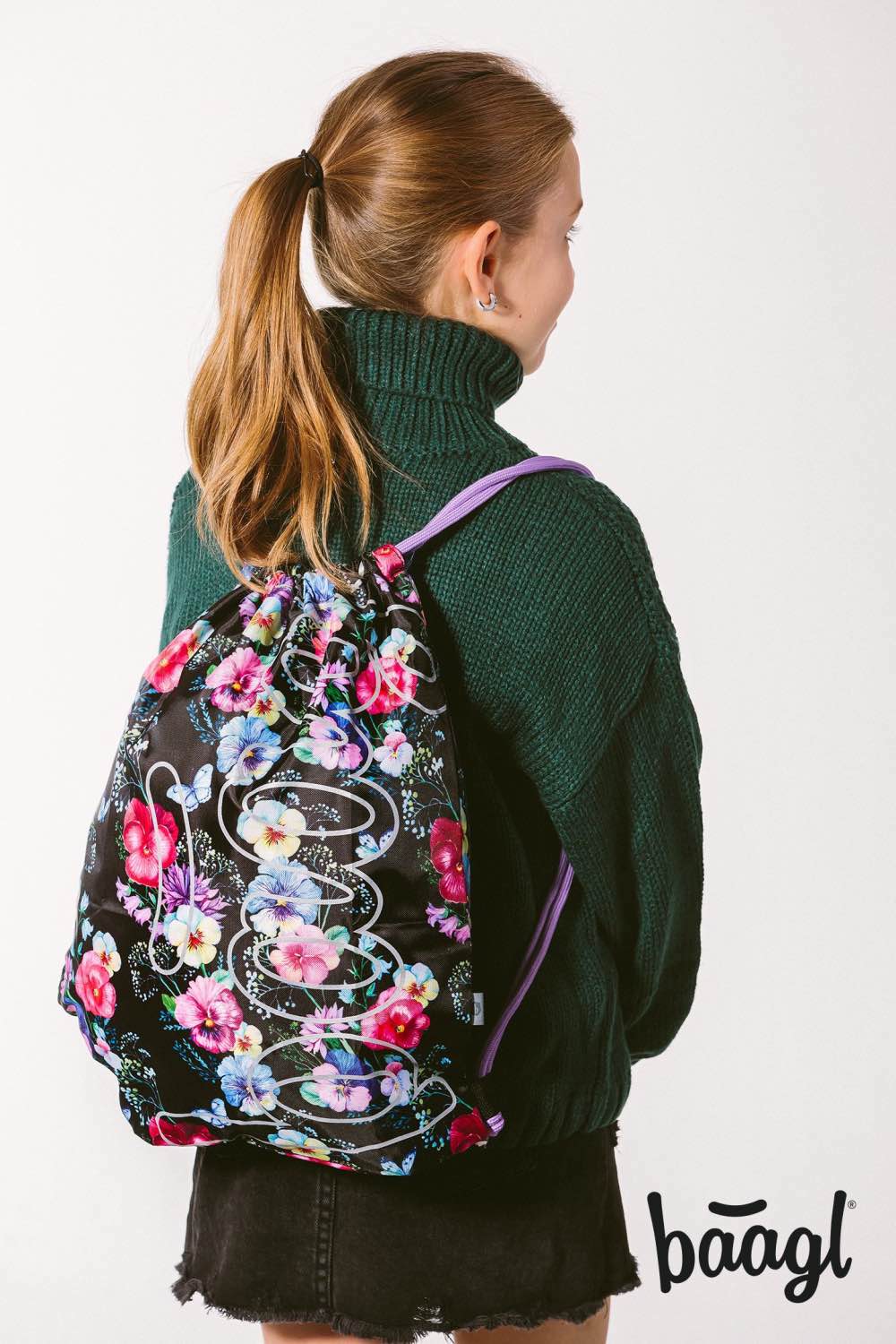 baagl-skate-flowers-sac-de-gym-logo-phosphorescent-lavable image 4