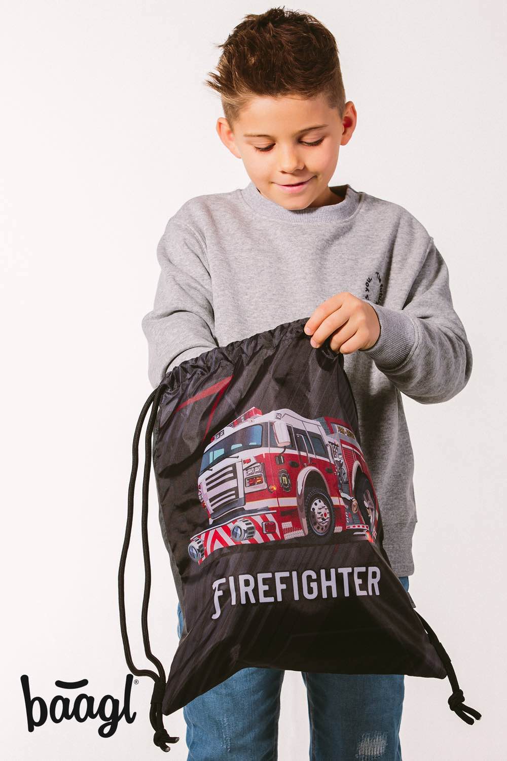 baagl-firetruck-sac-de-sport-cordon-enfant-rouge image 7