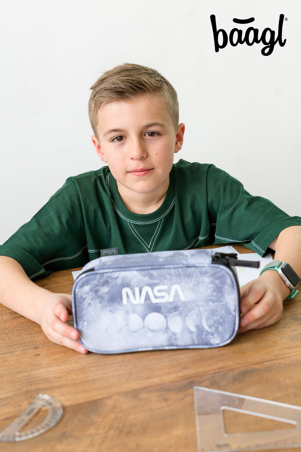baagl-nasa-grey-trousse-scolaire-recycl-e-ykk image 5