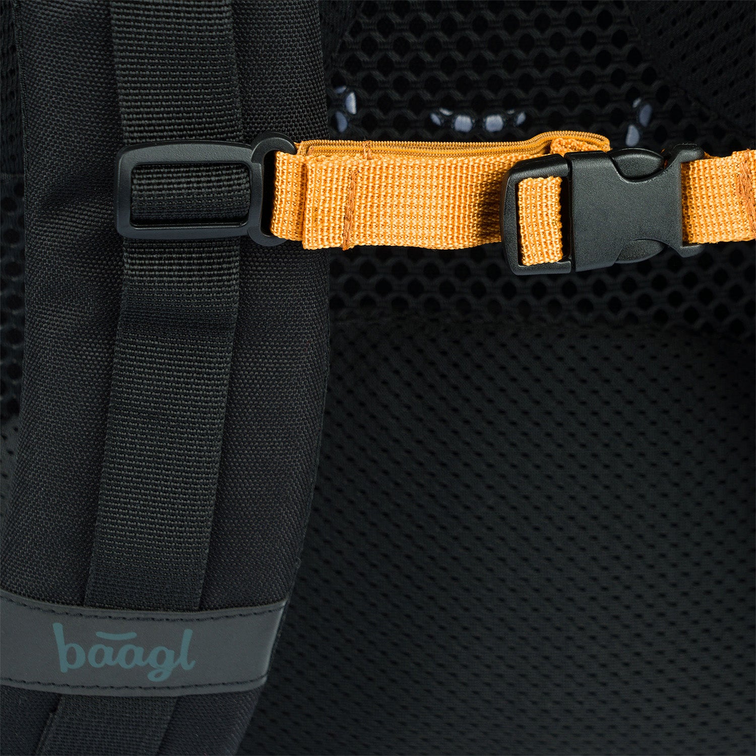 baagl-core-metallic-bronze-sac-dos-25-l-bronze image 7