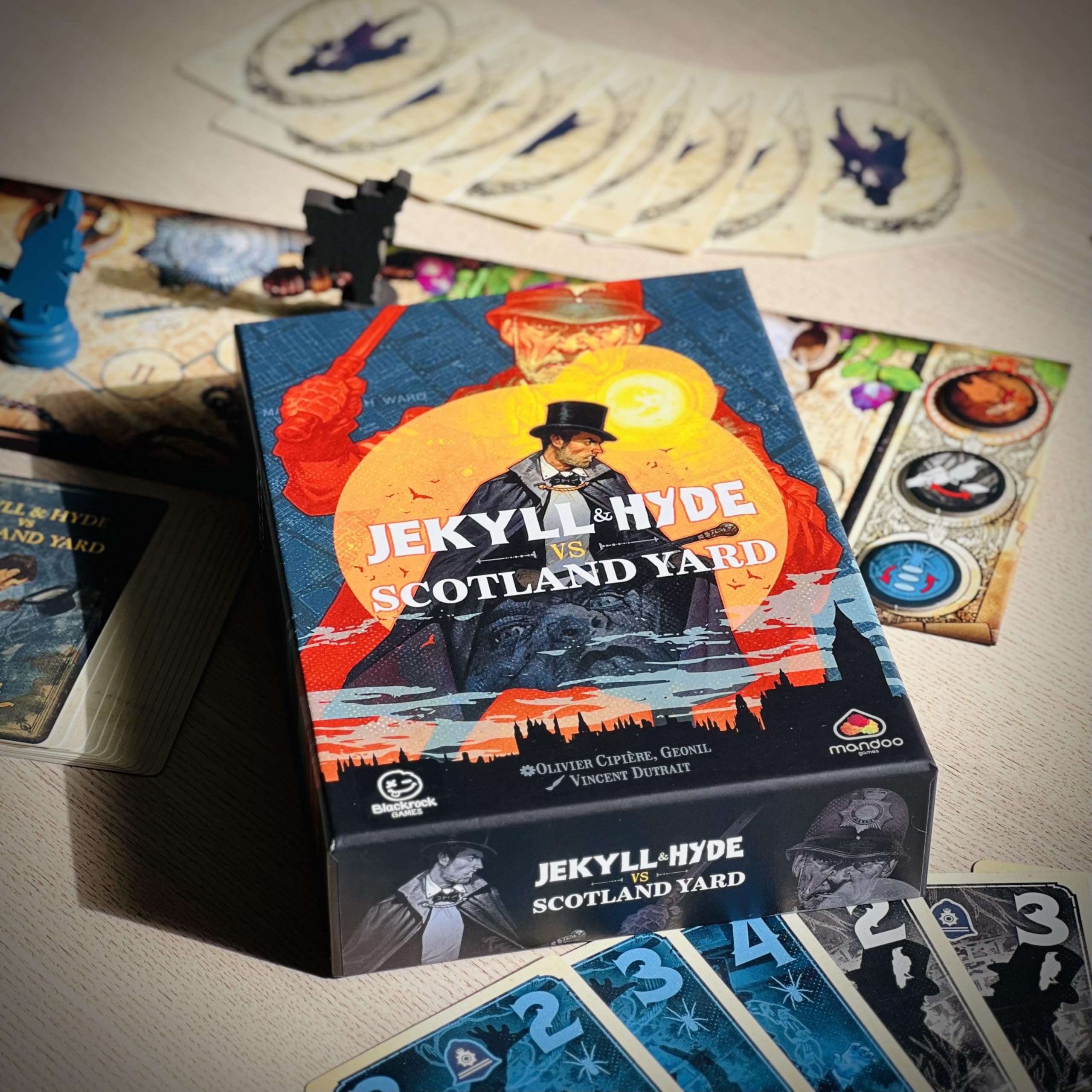 jekyll-hyde-vs-scotland-yard-jeu-de-plis-duo-d-s-10-ans image 5
